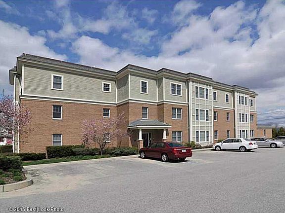 2nd image of 600 N Broadway #33