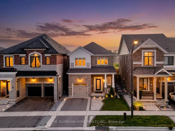 45 Barkerville Dr, Whitby, ON L1P 0M4