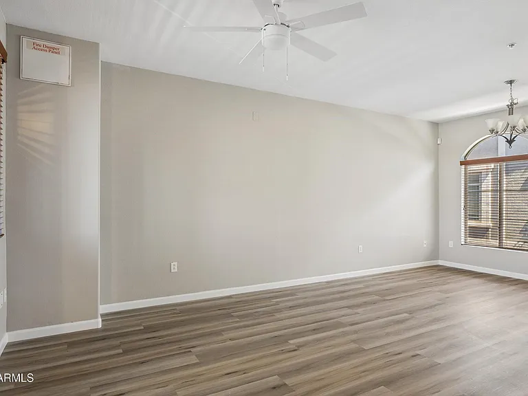 2402 E 5th St #1427 — Photo 10