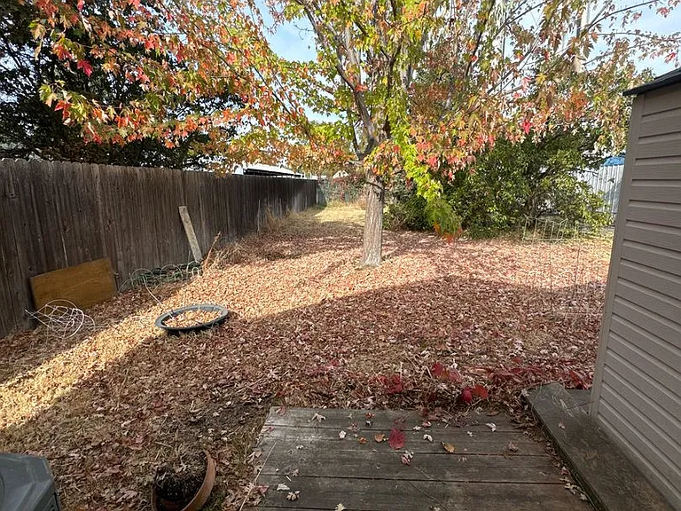 225 SE 6th St — Photo 14