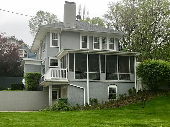 3rd image of 1915 Heights Ave