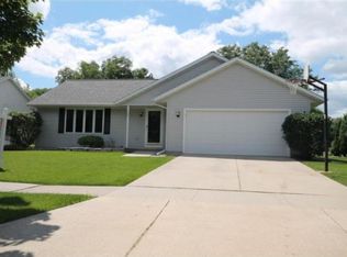 536 Willow Dr, Fond Du Lac, WI 54935