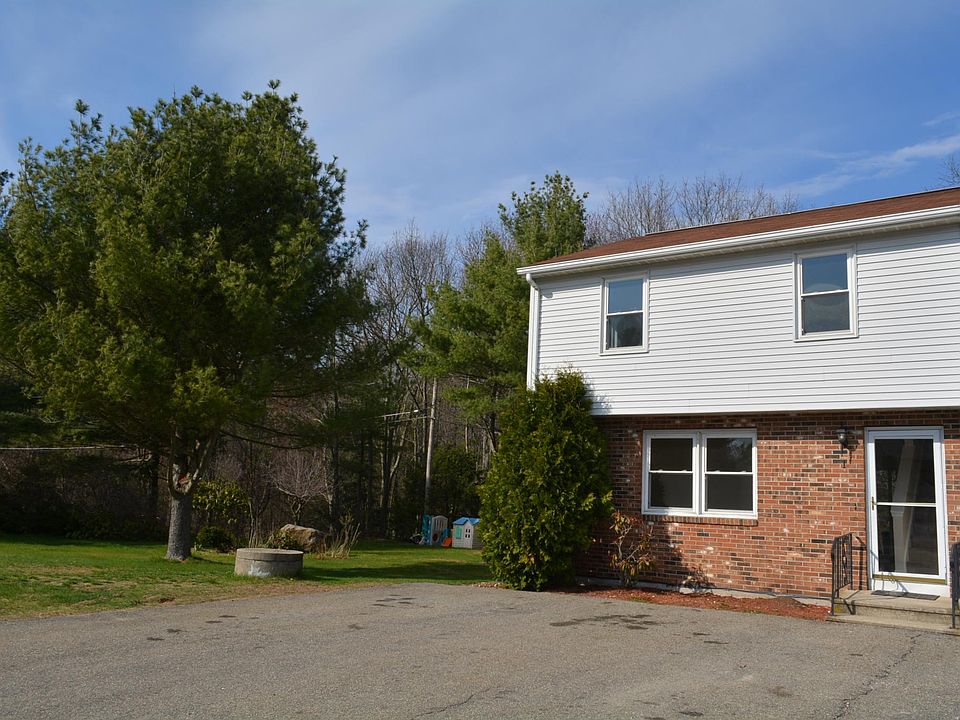 1st image of 16 General Hobbs Rd Unit 1