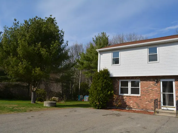 16 General Hobbs Rd, Jefferson, MA