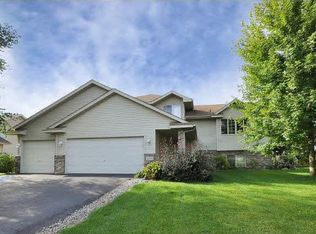 1256 Irvine Dr, Hanover, MN 55341