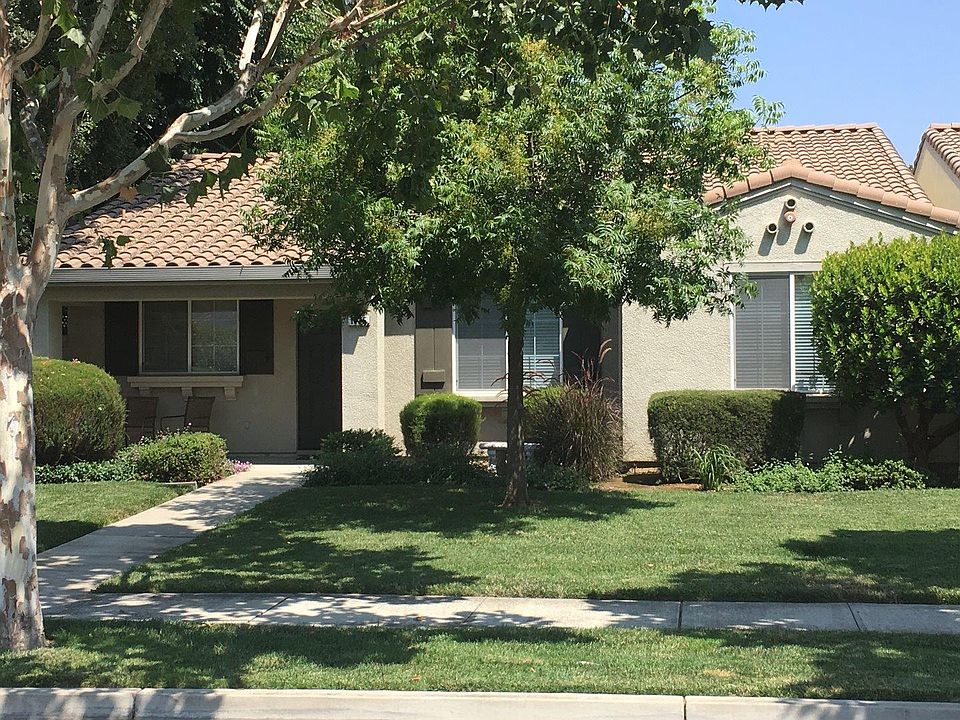 1st image of 1425 Cypress Ct