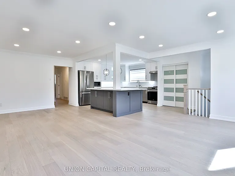 168 Old Sheppard Ave #MAIN — Photo 7