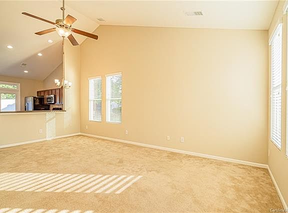 4th image of 100 Village Place Dr