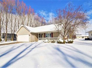 615 1st St, Pulaski, WI 54162