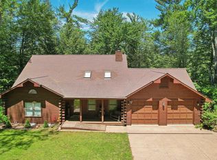 215 Alcan Dr, Baraboo, WI 53913