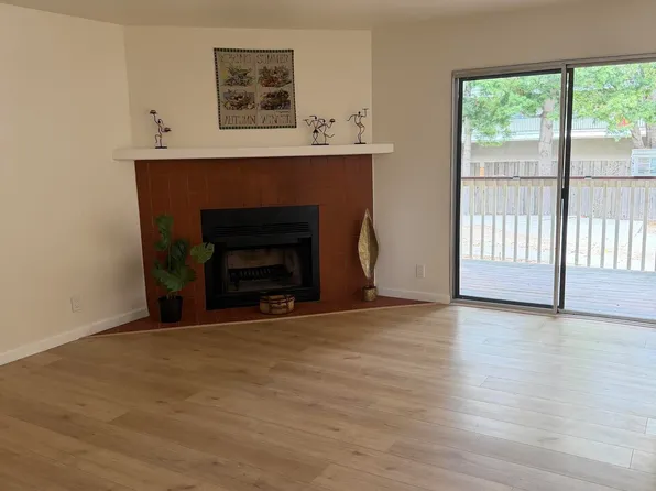 722 Kino Ct APT 3, Hayward, CA 94544