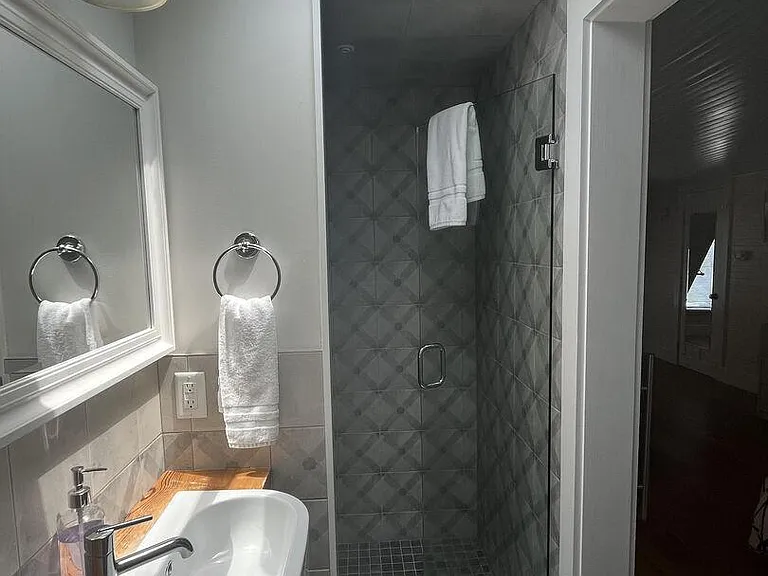 829 Belmont Ave #3 — Photo 3