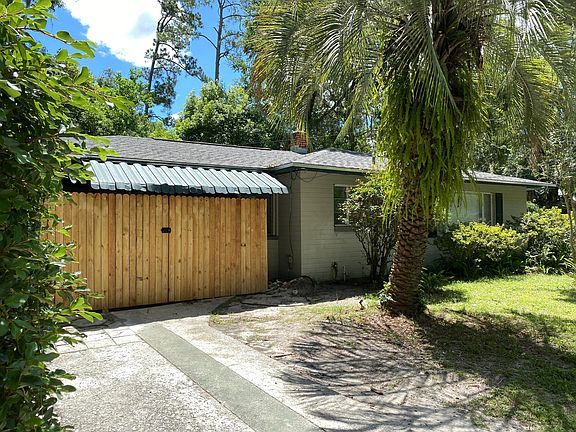 4th image of 554 NE 7th Ave