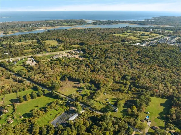 216 Saugatucket Rd, South Kingstown, RI 02879