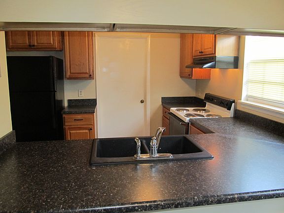 5th image of 1618 Royal Forest Ct