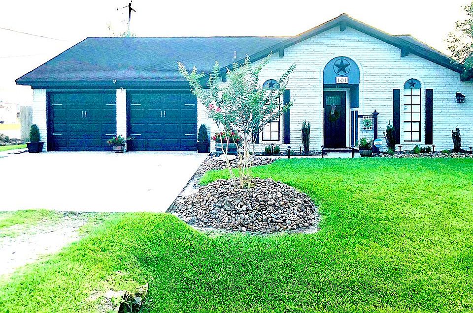 1st image of 101 Draeger Dr