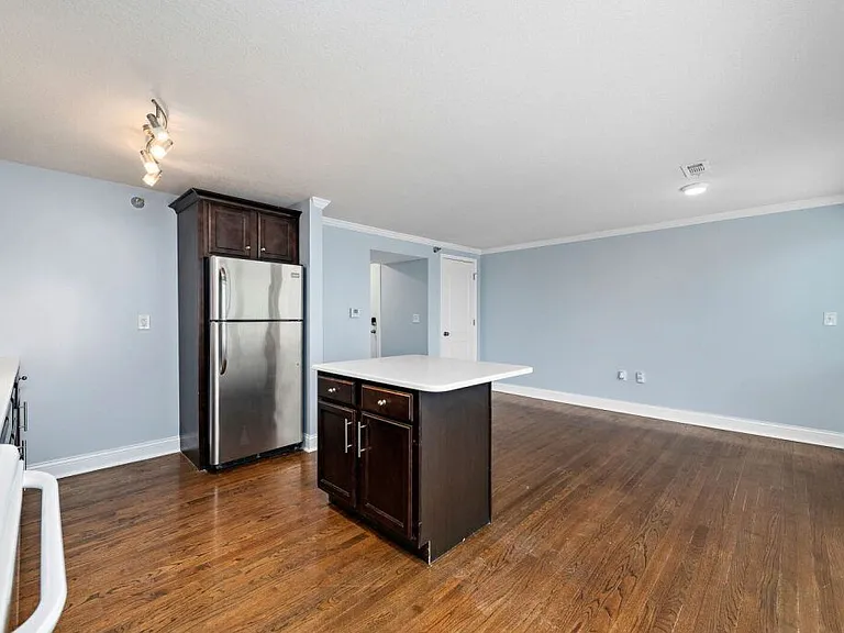 4544 Summit St — Photo 61