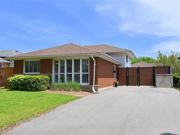6 Palm Cres, Brantford, ON N3R 5G2