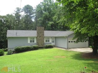6375 Queensdale Dr, Douglasville, GA 30135