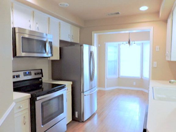 2nd image of 9 Northshire St