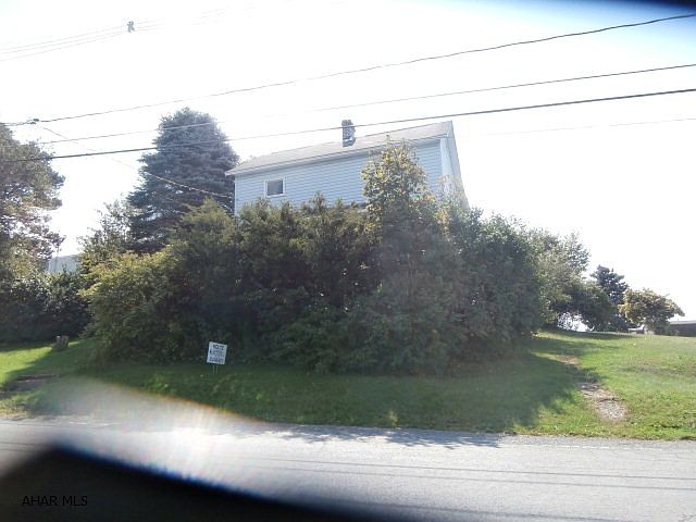 1st image of 221 Highland Ave