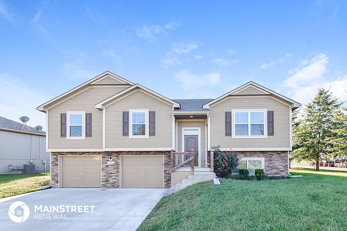 1st image of 1416 NE Jaclyn Dr