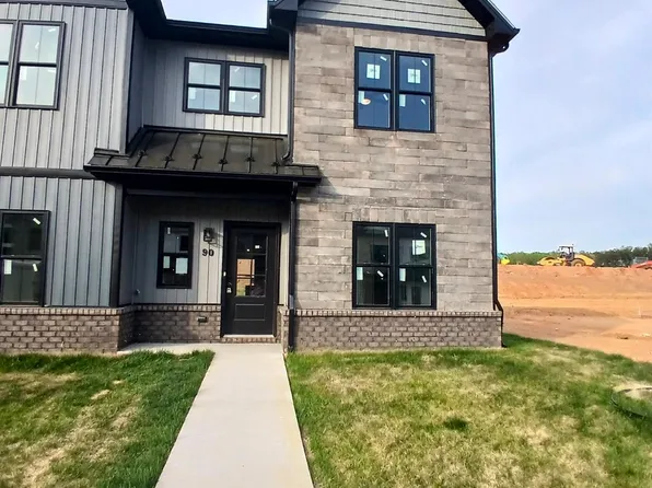 90 Luke Ct, Rustburg, VA 24588