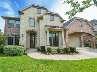 414 Honeysuckle Vine Dr, Rosenberg, TX 77469