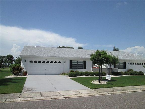2nd image of 405 La Jolla Ave