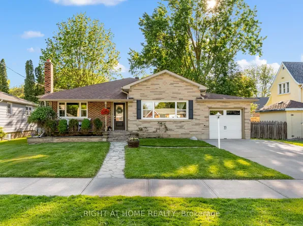 102 Paris St, New Tecumseth, ON L9R 1H2