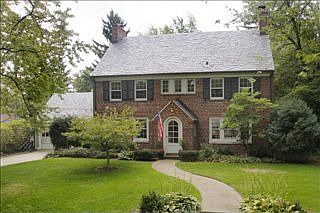 1st image of 223 Grandview Ave