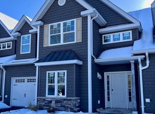 104 Braeburn Path, Matamoras, PA 18336