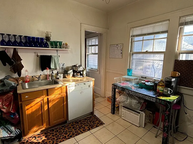 2935-37 N. Downer Ave. — Photo 9