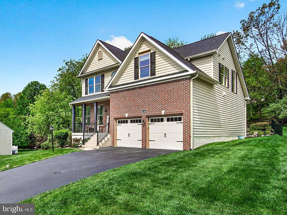 1st image of 6736 Woodridge Rd
