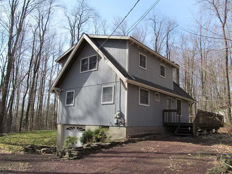 324 Gross Dr photo 1