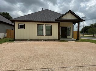 1098 Hazel St, Bryan, TX 77803