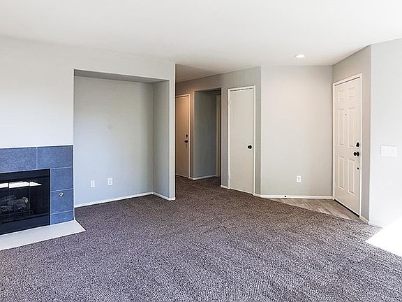 5th image of 1804 E Avenue H5