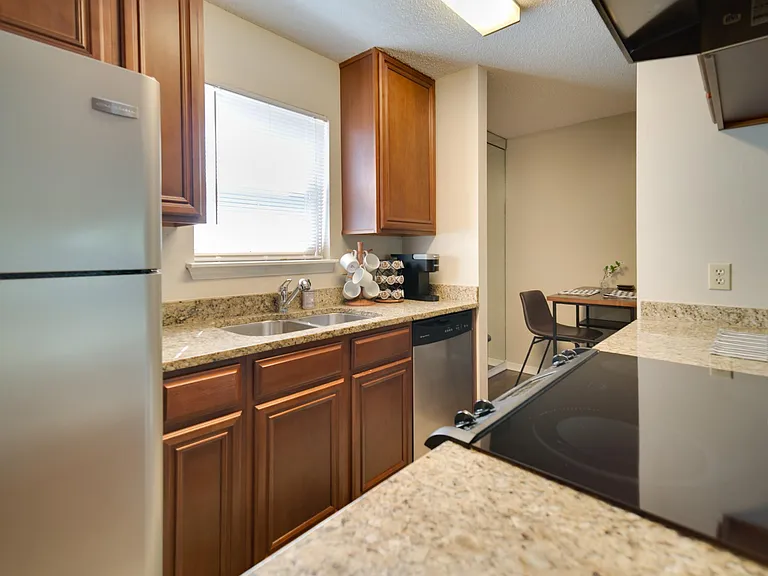 1 Coolwood Dr #1 — Photo 6