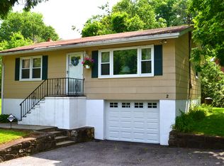 2 Chauncey Rd, Carmel, NY 10512