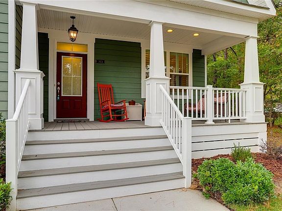 Large Front Porch 