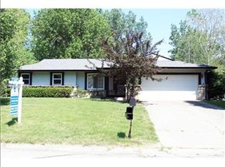 941 Stonegate Rd, Greenwood, IN 46142