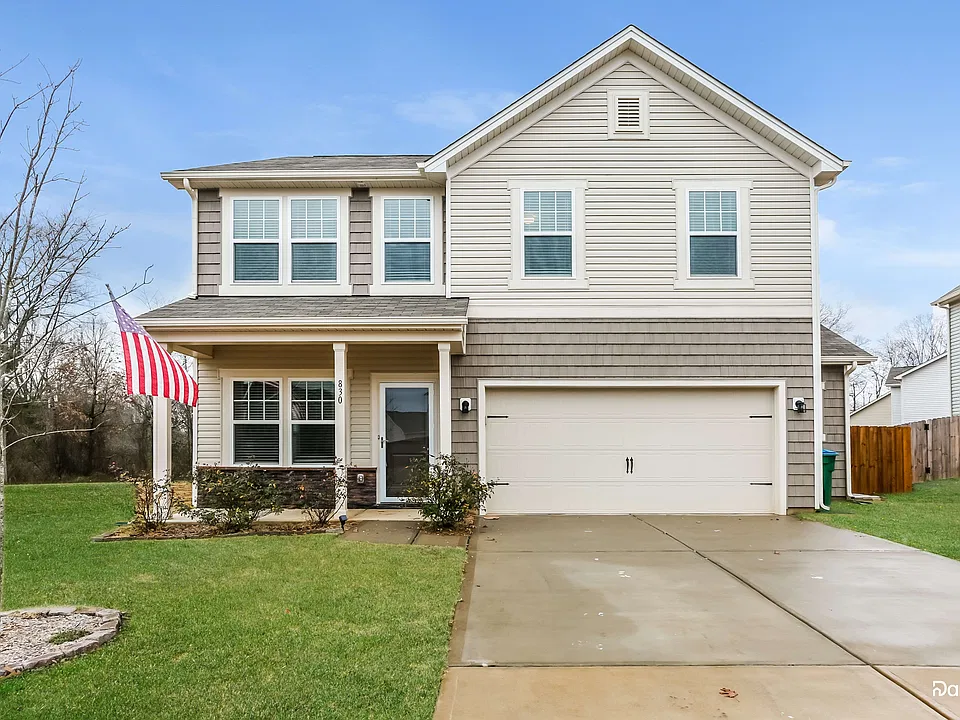 830 Georgia Oak Ln
