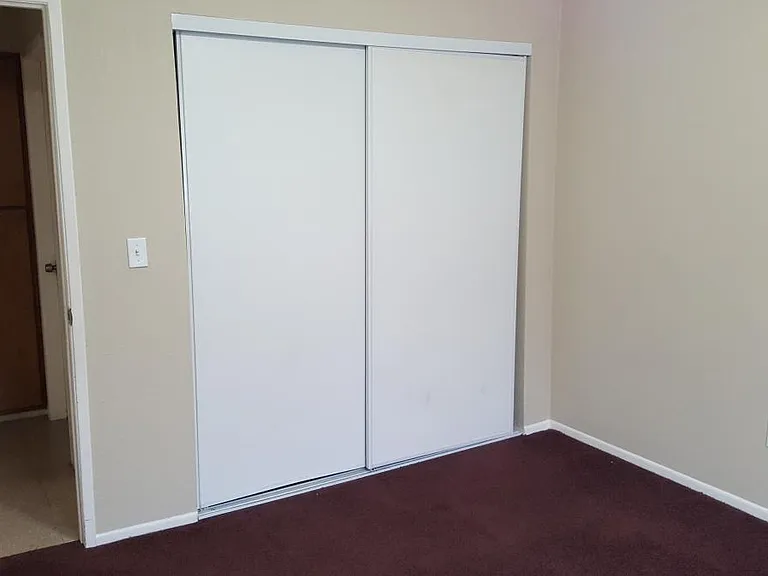 349 S Ashford Ave — Photo 12