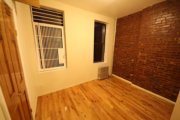 Rented by JR Properties, LTD | media 11