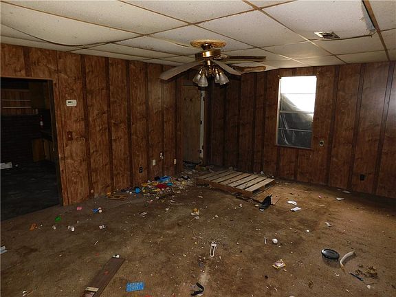 2nd image of 163 Wheeler St