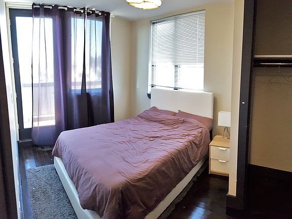 2nd image of 1485 Gates Ave #5RE