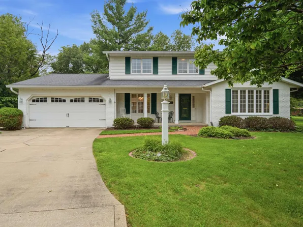11116 N Brookhaven Ct, Peoria, IL 61615
