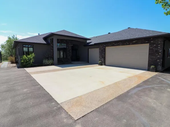6223A E Highway 3, Rural Cypress County, AB T1B 4Y5