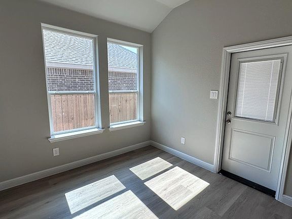 4th image of 10832 Bloodstone Dr
