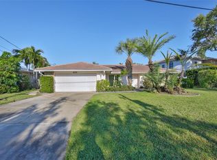 410 Harbor Dr N, Indian Rocks Beach, FL 33785